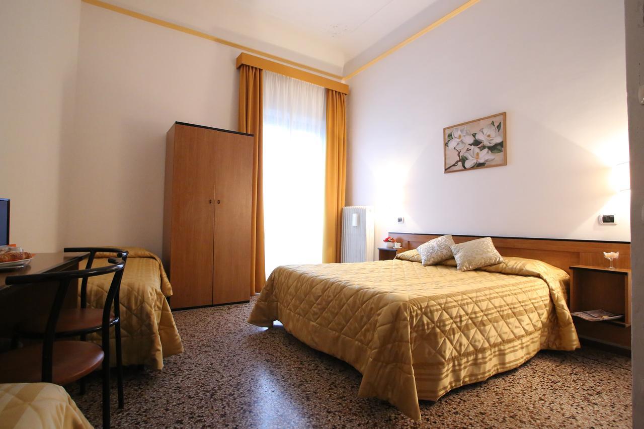 Hotel Casa Del Lago Firenze Eksteriør bilde