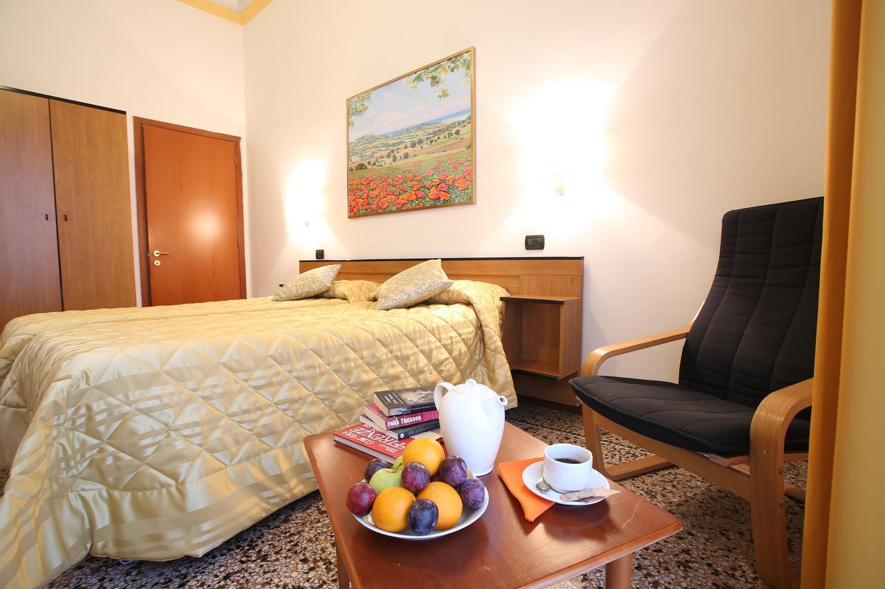 Hotel Casa Del Lago Firenze Eksteriør bilde