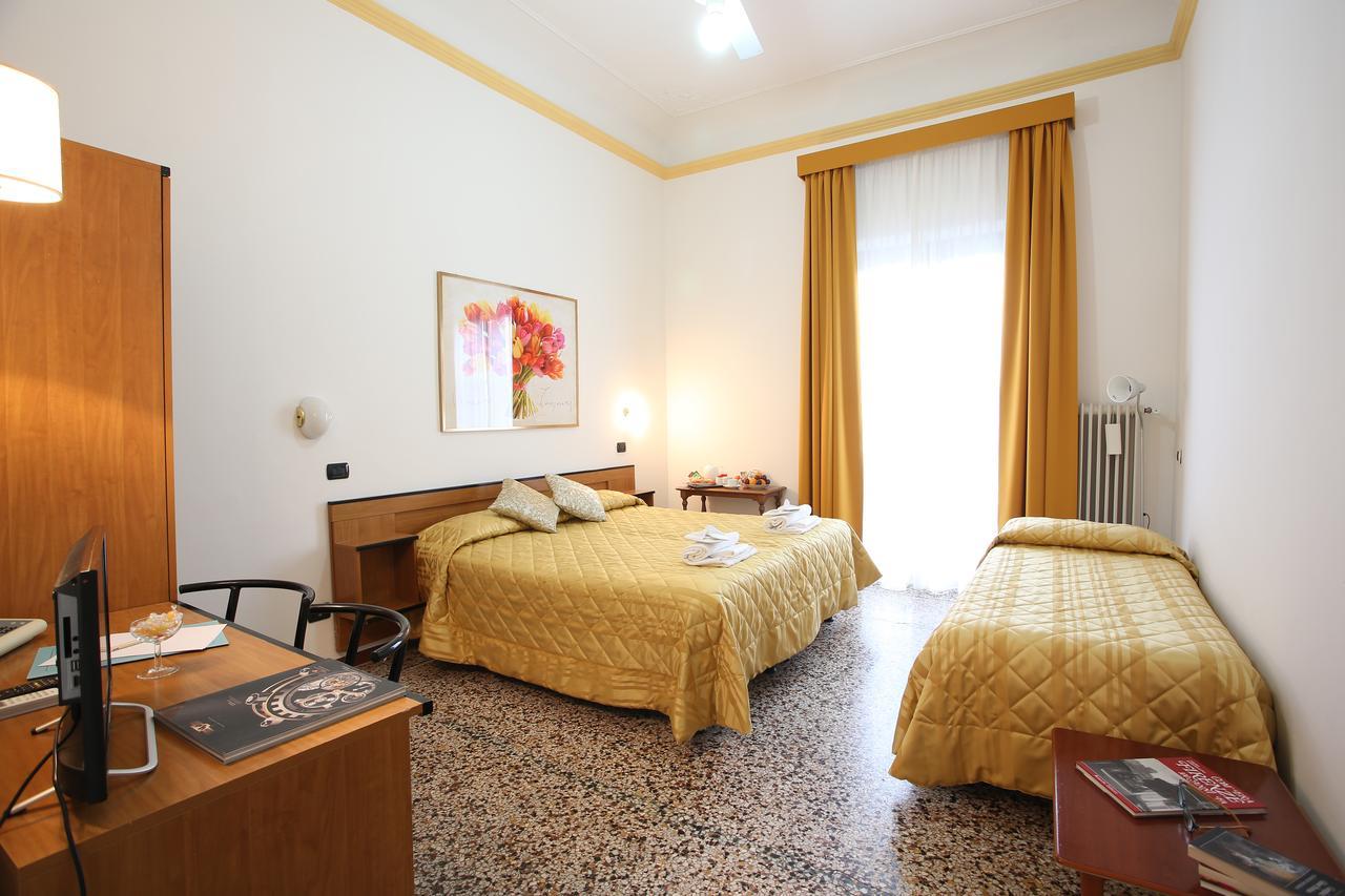 Hotel Casa Del Lago Firenze Eksteriør bilde
