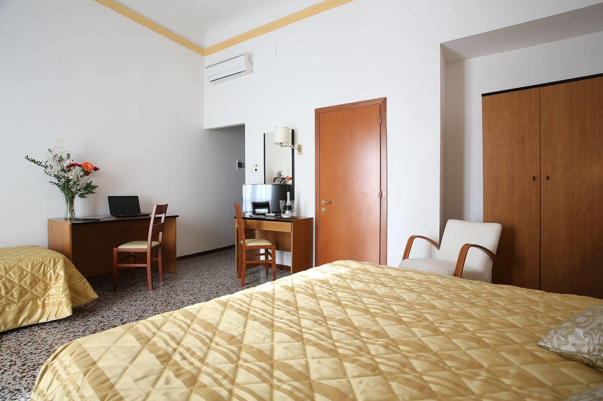 Hotel Casa Del Lago Firenze Eksteriør bilde