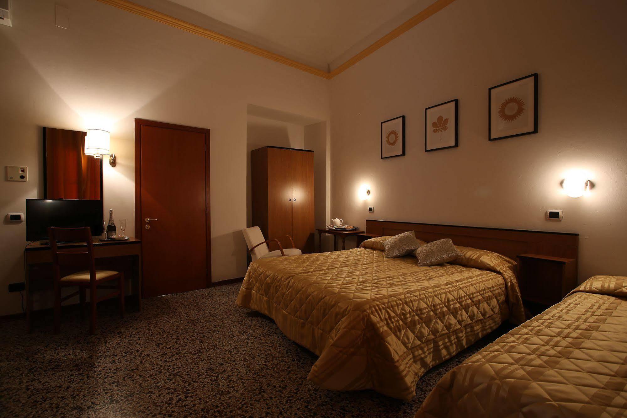 Hotel Casa Del Lago Firenze Eksteriør bilde