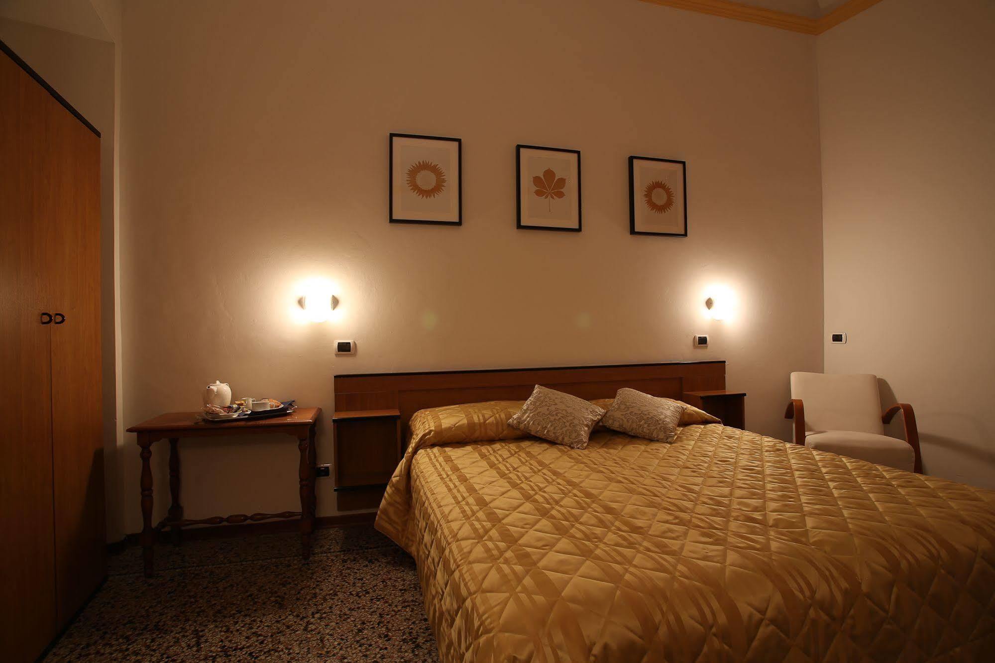 Hotel Casa Del Lago Firenze Eksteriør bilde